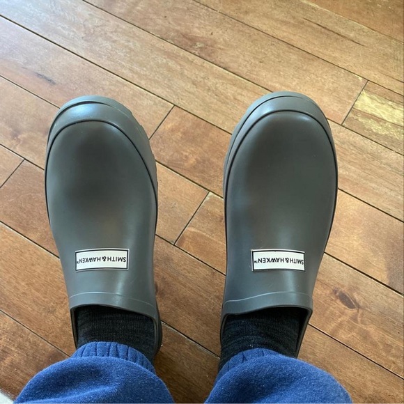 Smith & Hawken Shoes - Smith and Hawken gardening clogs